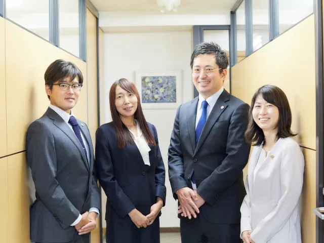 弁護士法人鳳法律事務所